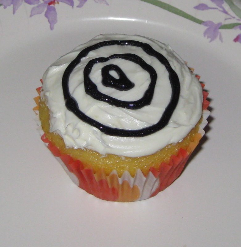 Halloween Spider Cupcakes 002.JPG