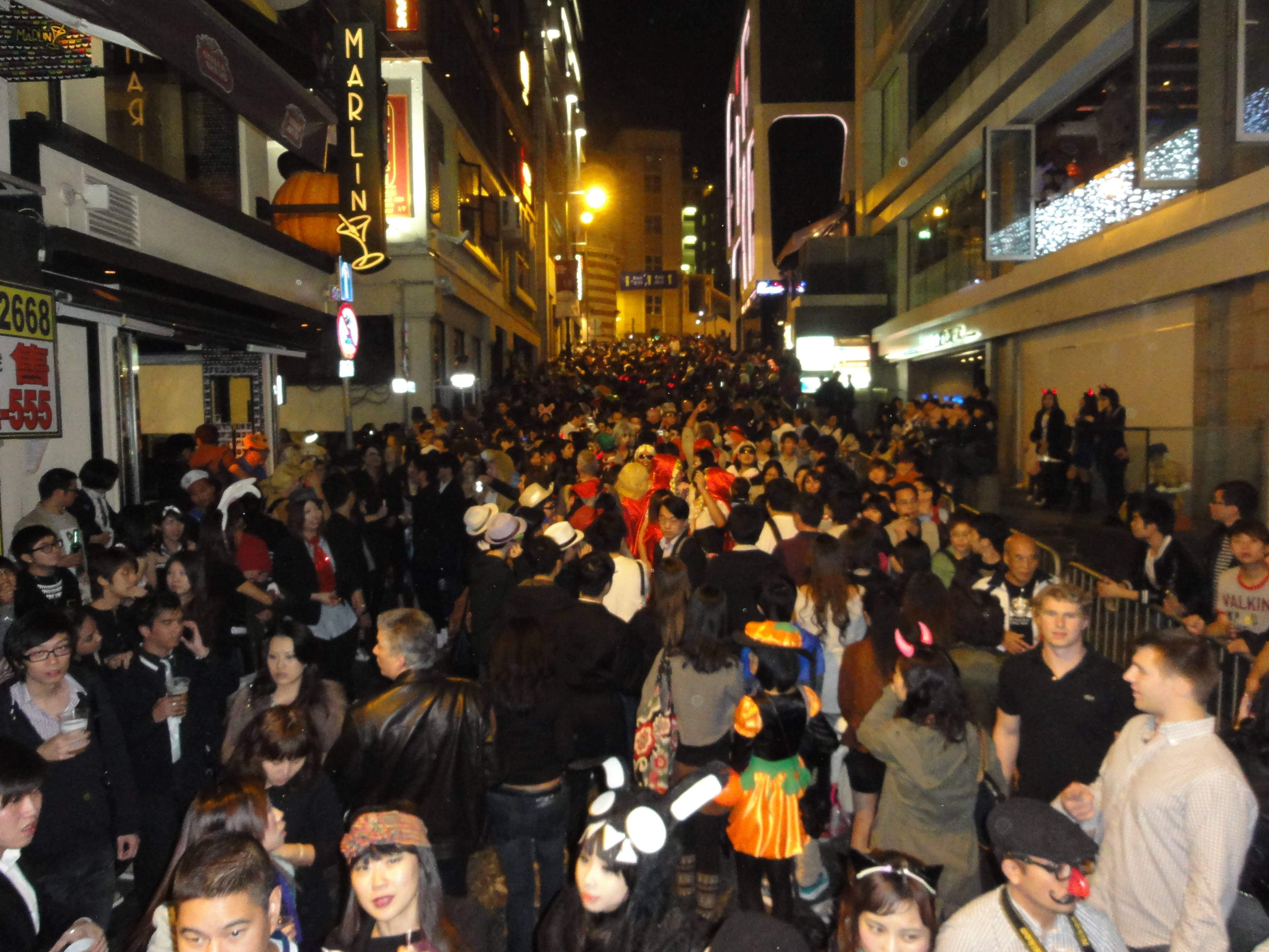 Halloween_in_HONG_KONG_2010_30Oct2010_0141.JPG