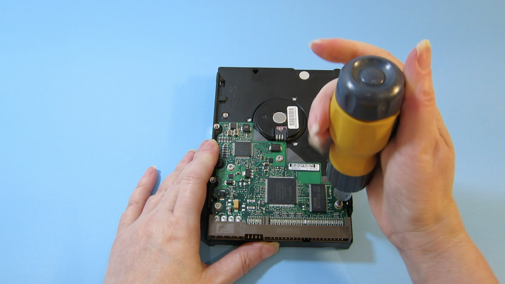 Hard Drive Clock 100_hex.jpg