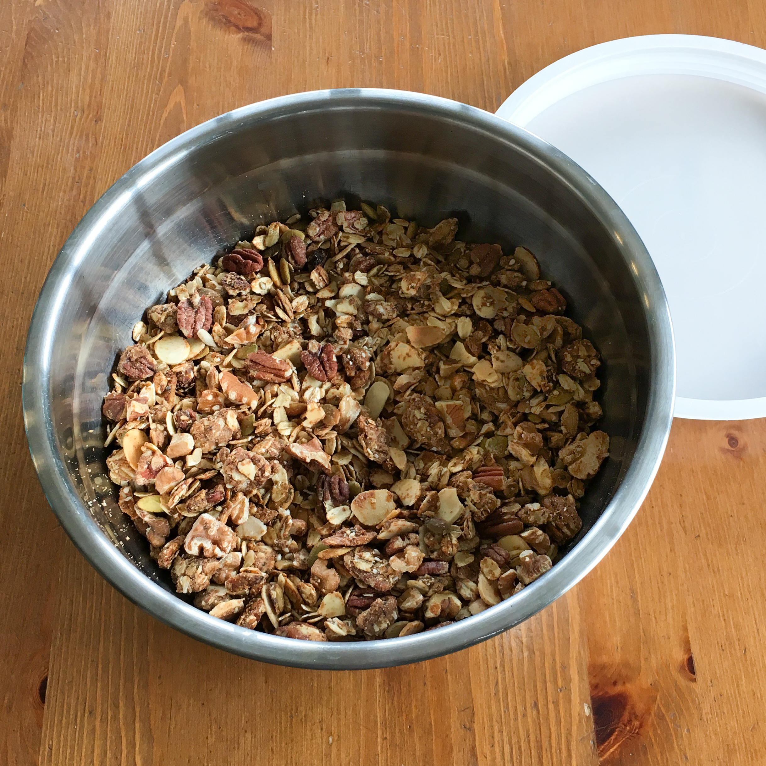 Hearty-Granola-9.jpg