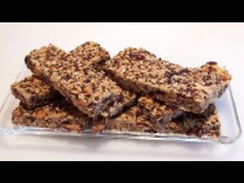 Homemade healthy granola energy bar - Simply delicious!