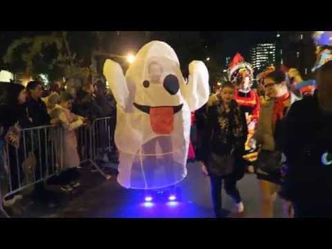 Hoverboard Ghost &amp;amp; Pile of Poo Emoji Costumes at NYC Halloween Parade // Becky Stern vlog