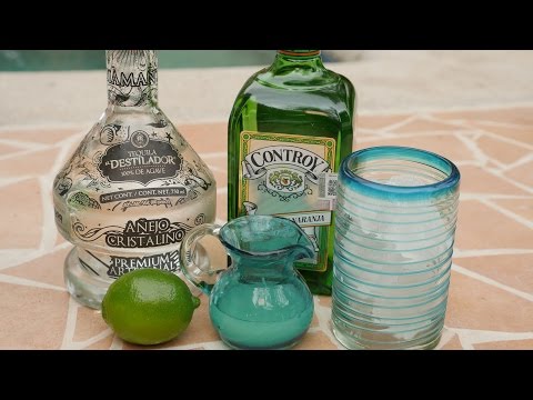 How To Make a Simple Margarita // Becky Stern