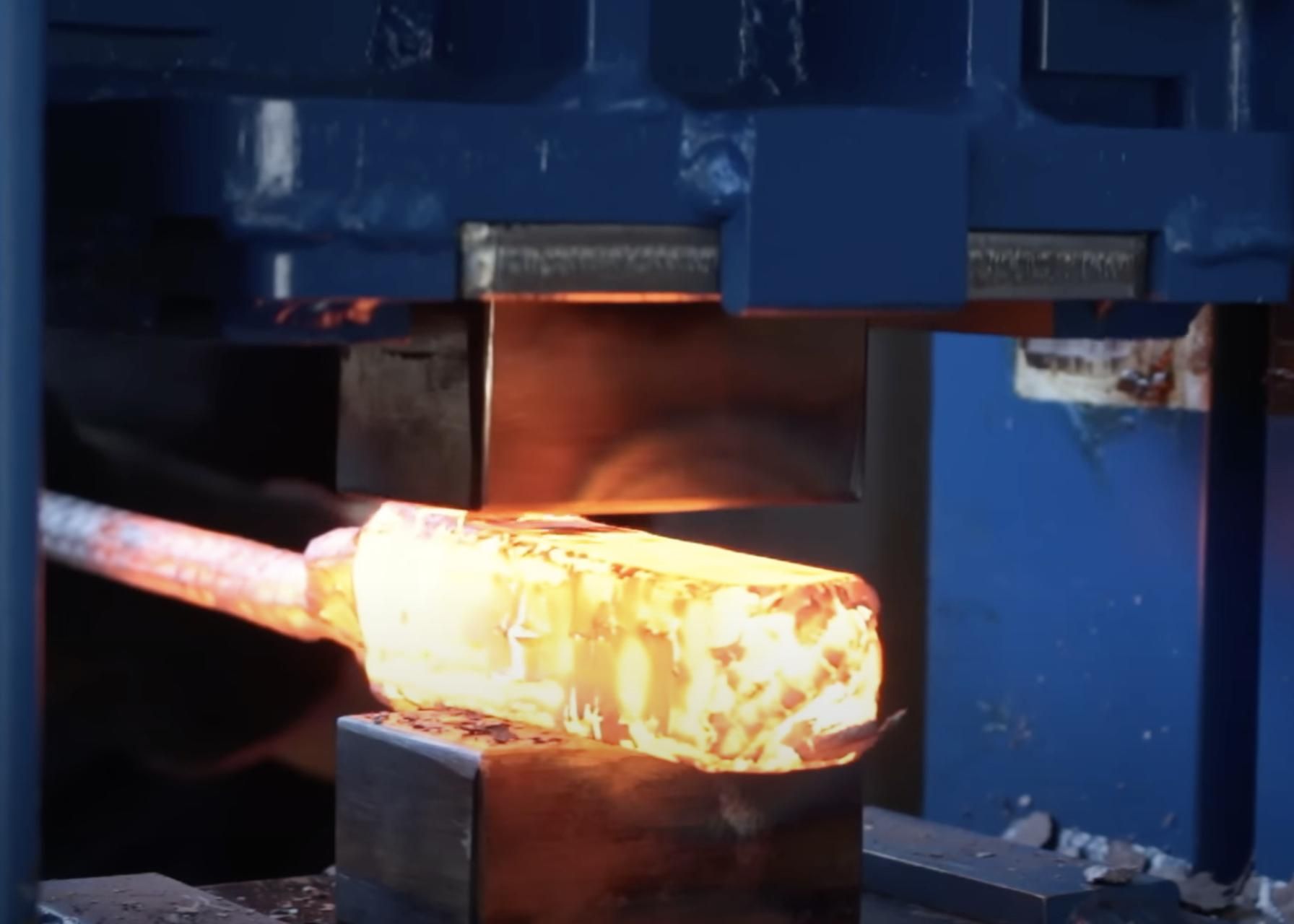 How to Make a Damascus Blade.jpg