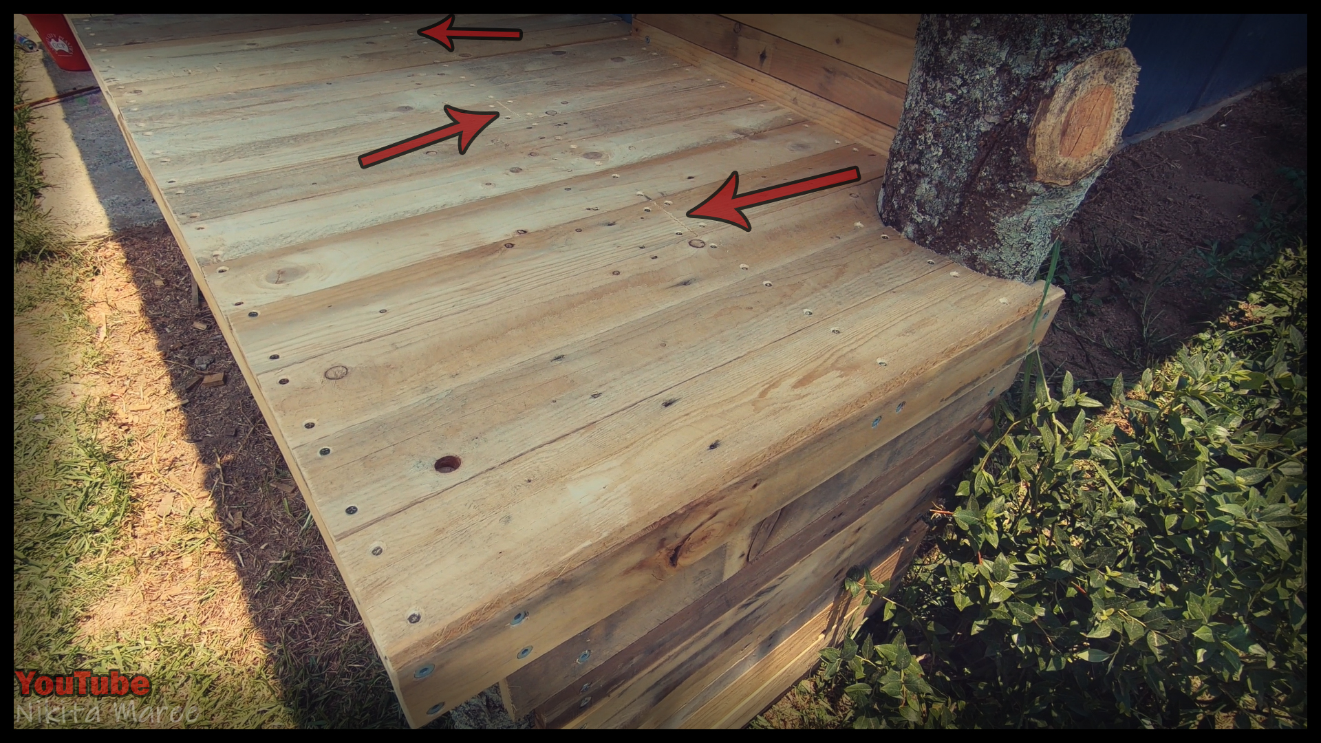 How to build a Work Bench Easy DIY Step by step building instructions with pallet wood (24).jpg