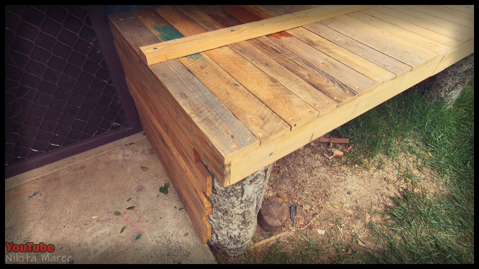 How to build a Work Bench Easy DIY Step by step building instructions with pallet wood (36).jpg