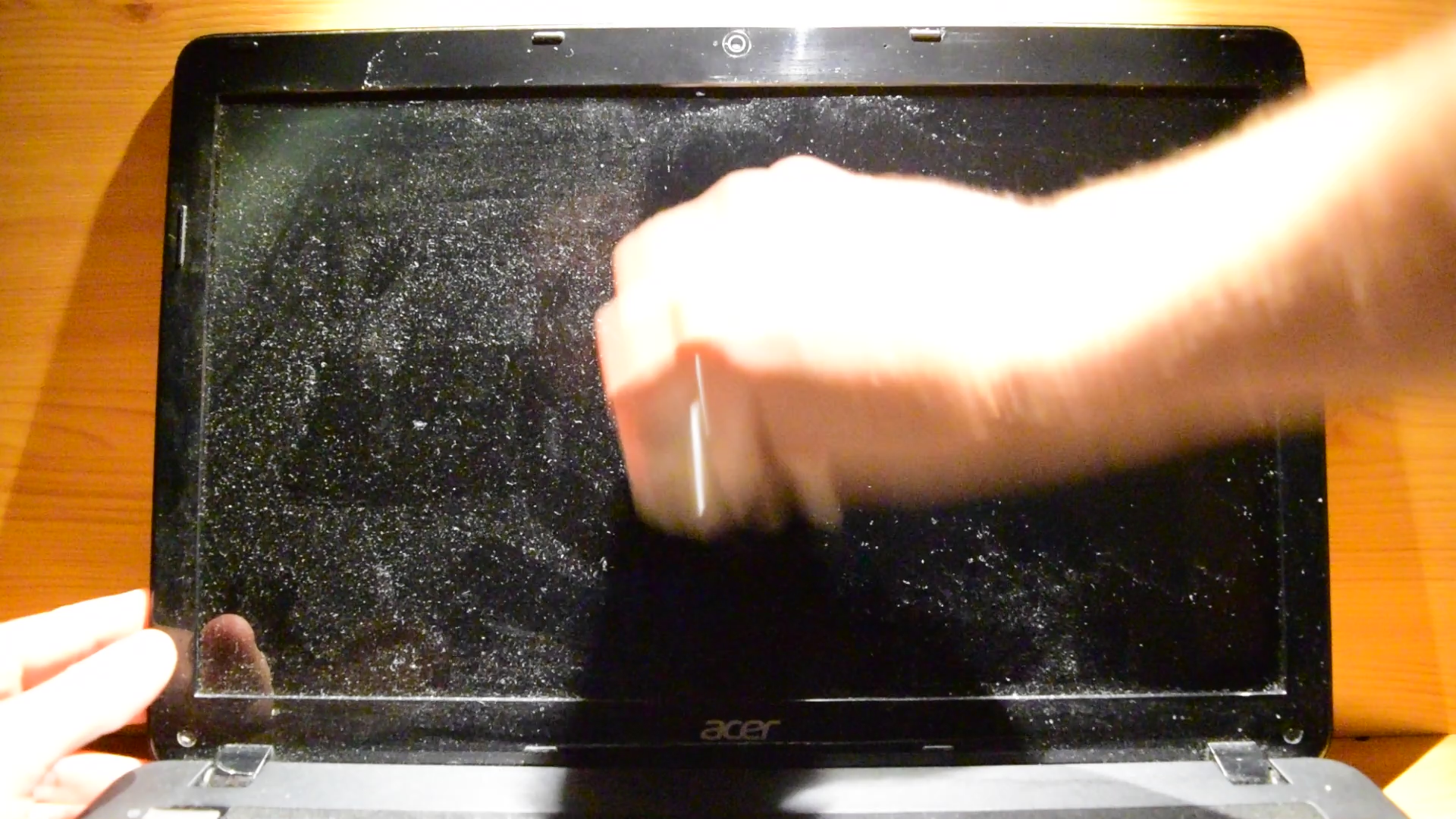 How to clean your laptop screen_freeze5.bmp