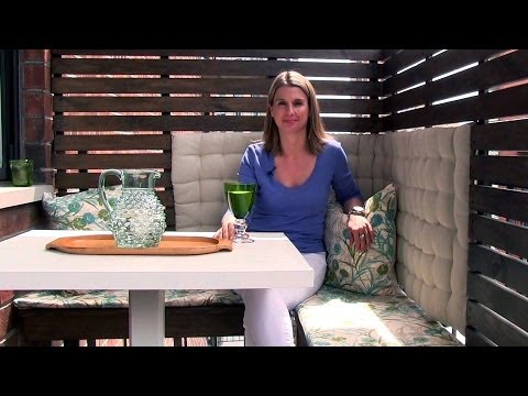 How to create an outdoor dining area on a small balcony  - Season 1 -  Ep 14