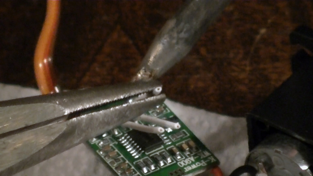 How to hack the mg995 servo-25.jpg