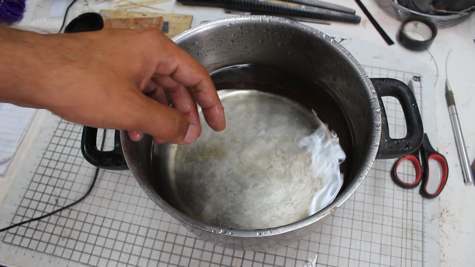 How to inlay a wedding ring into a wooden ring 3.bmp