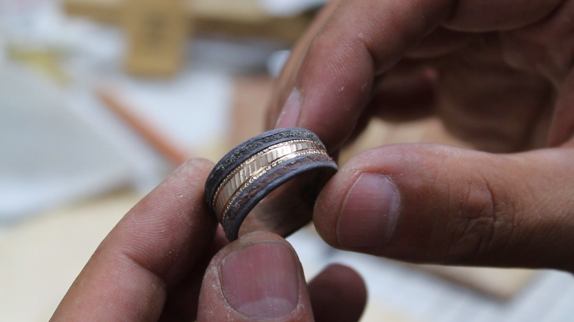 How to inlay a wedding ring into a wooden ring 36.bmp