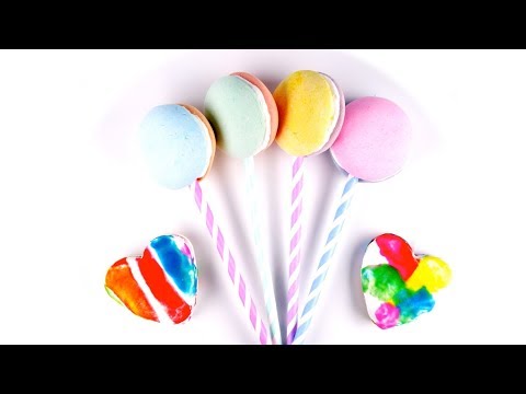 How to make Play-Doh Heart-Shaped and Pastel-Colored French Macaron Lollipops