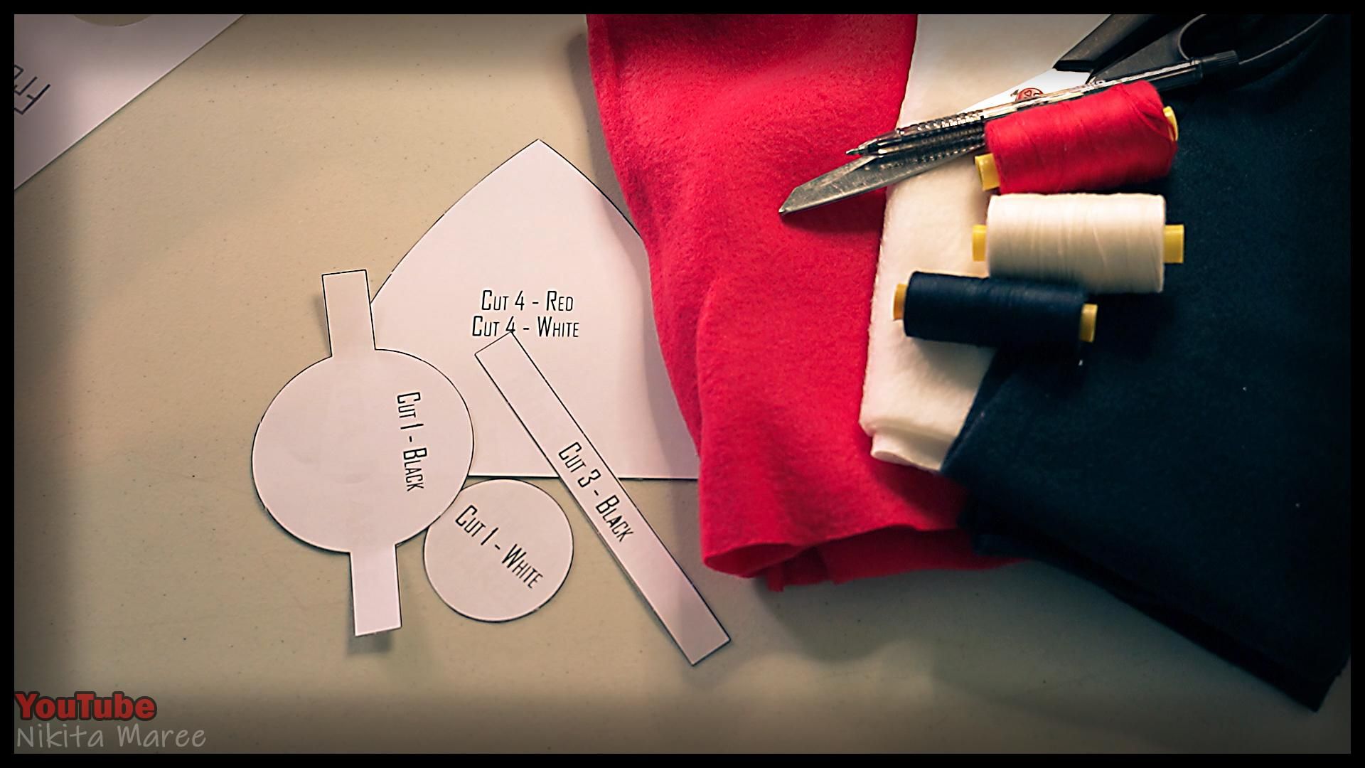 How to make a Poke Ball. DIY pokemon tutorial. Make your pokeball (3).jpg