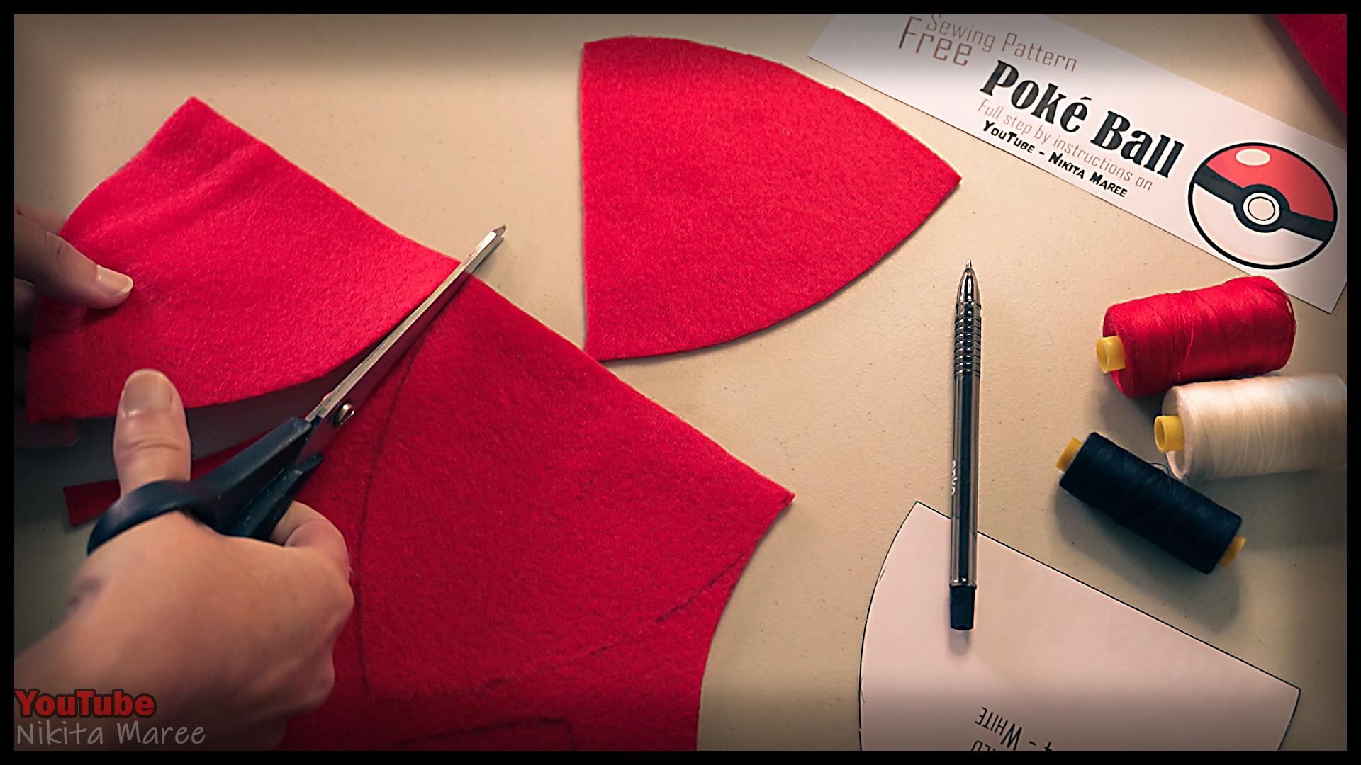 How to make a Poke Ball. DIY pokemon tutorial. Make your pokeball (7).jpg