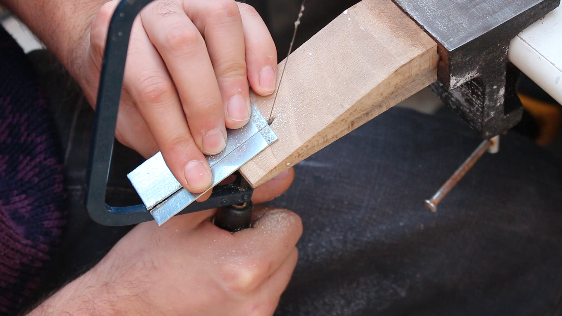 How to make a silver ring 2.bmp
