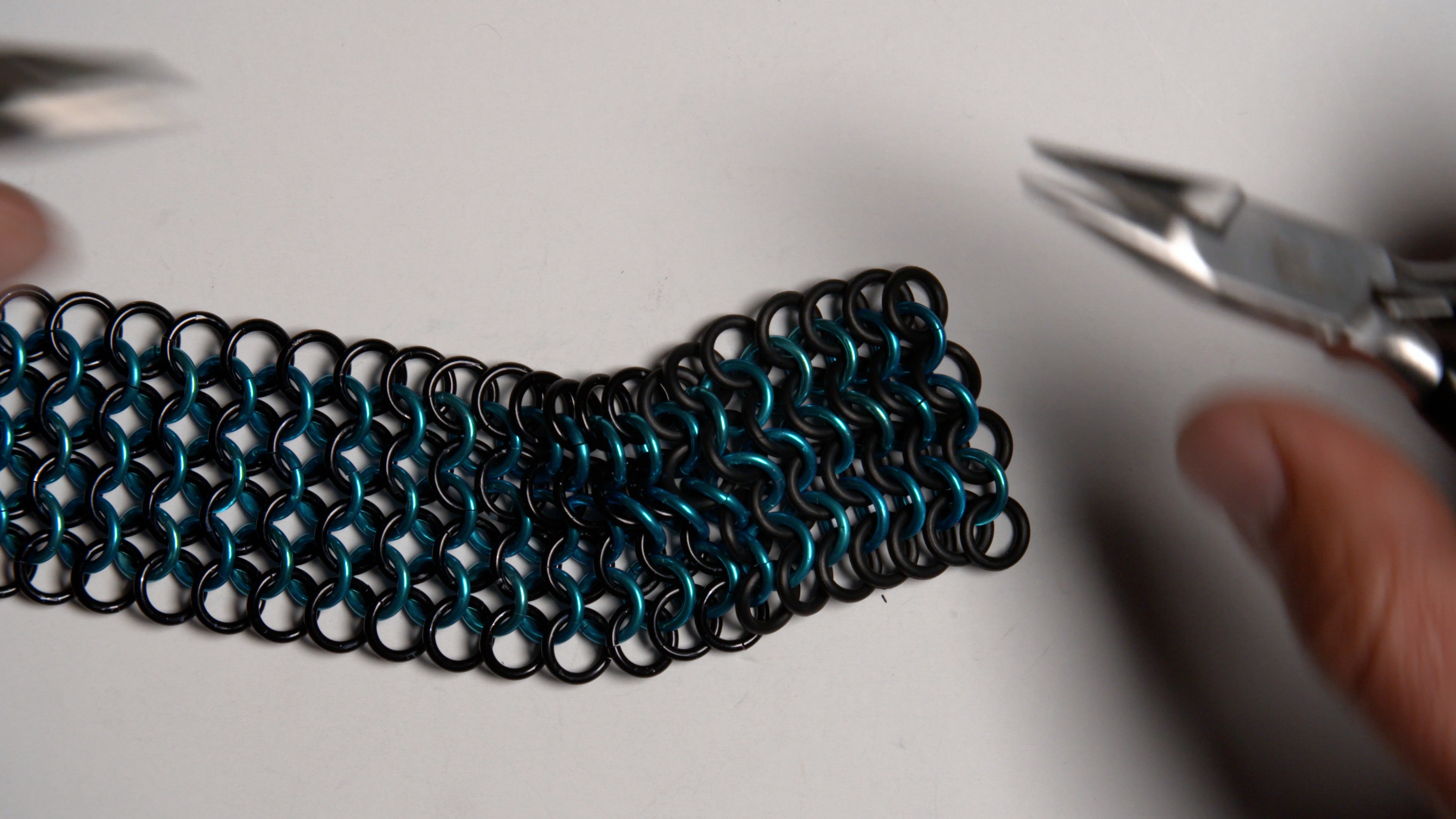 How to make chainmail - European 4-10.jpg