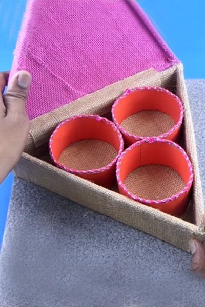 How-To-Make-DIY-Multipurpose-Triangular-Organizer-stylenrich.jpg