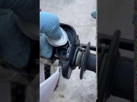 Installing pulley in throttle housing