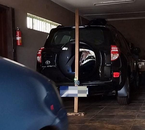 Instruc_garage.JPG