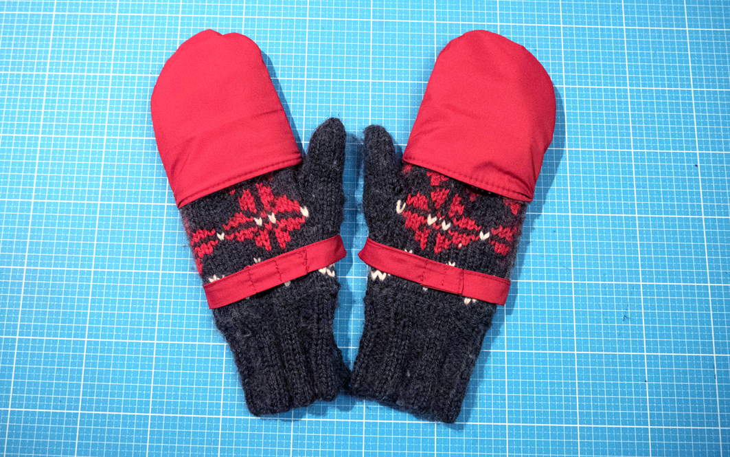 Instructables_mitten_caps_sun_finished01.jpg