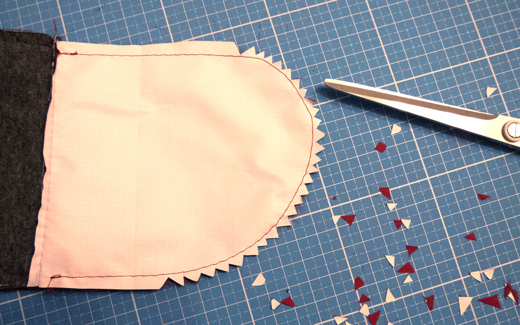 Instructables_mitten_caps_sun_sewing12.jpg