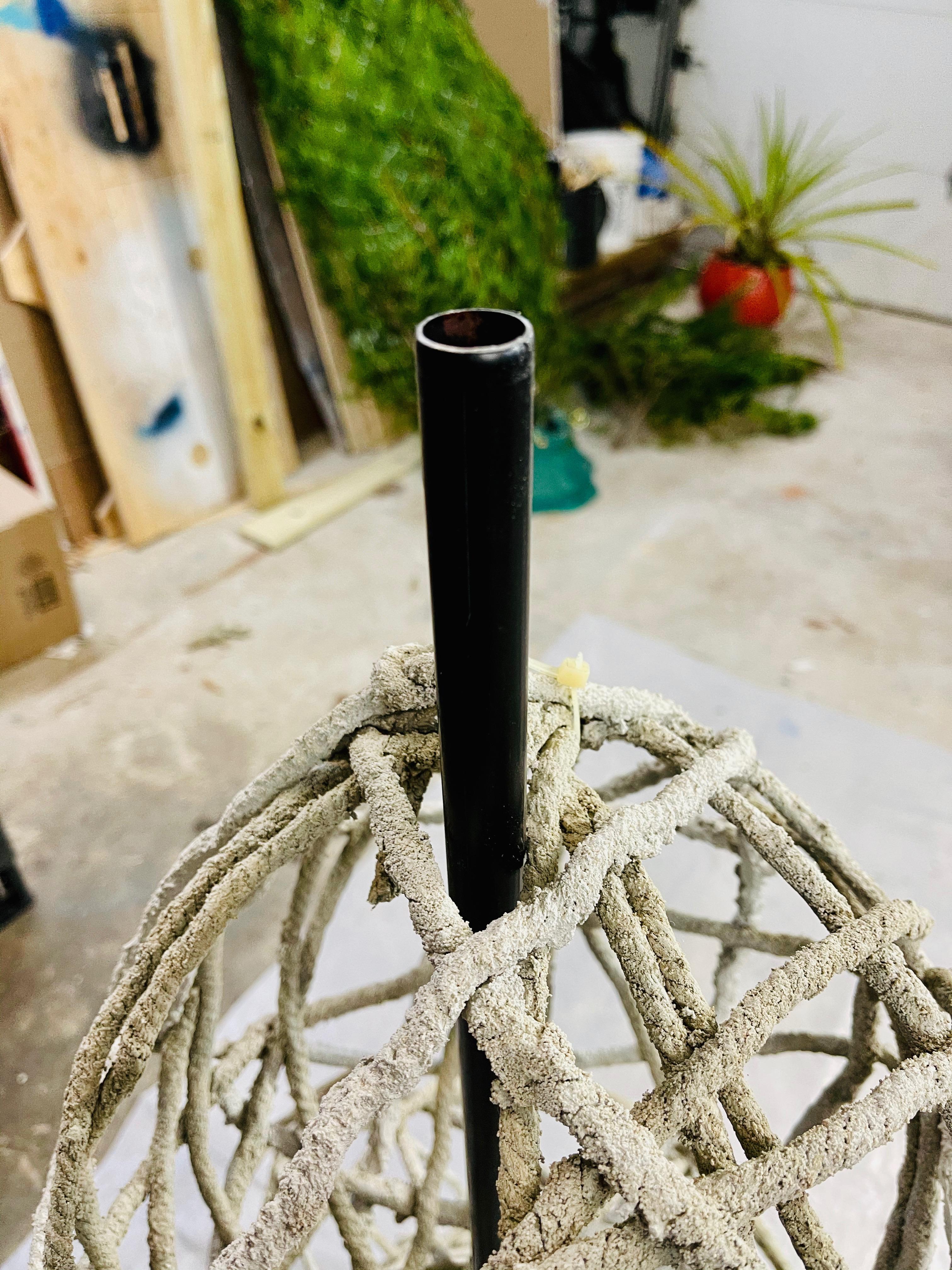 Just-Might-DIY-Snowman-Stand - 2.jpg