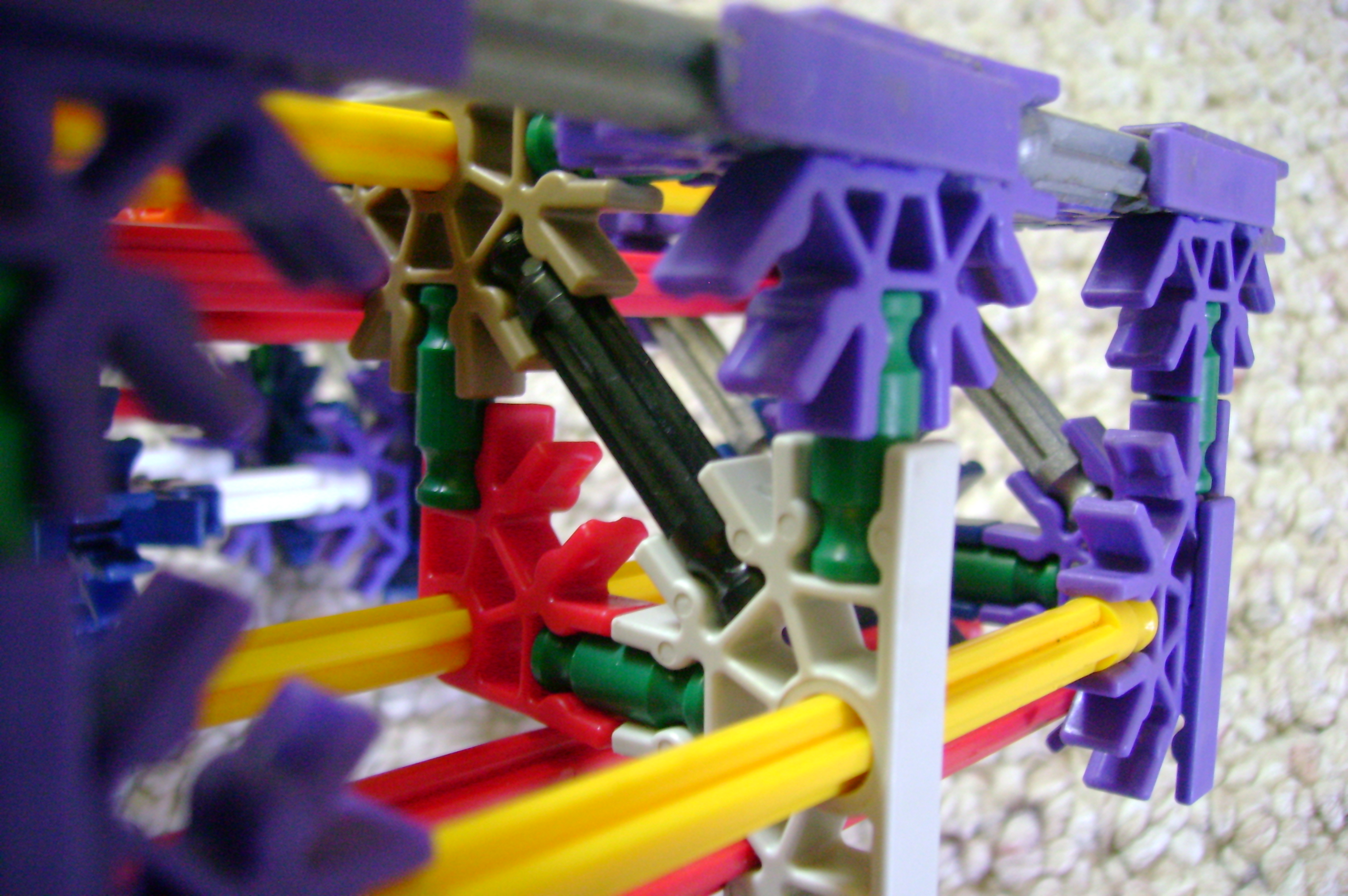 K'nex Cannon---Back 2 004.jpg