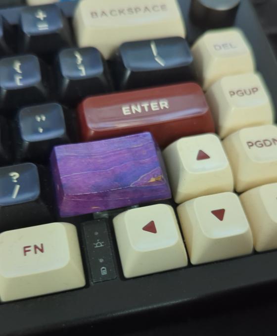 Keycap_keyboard_shift.jpg