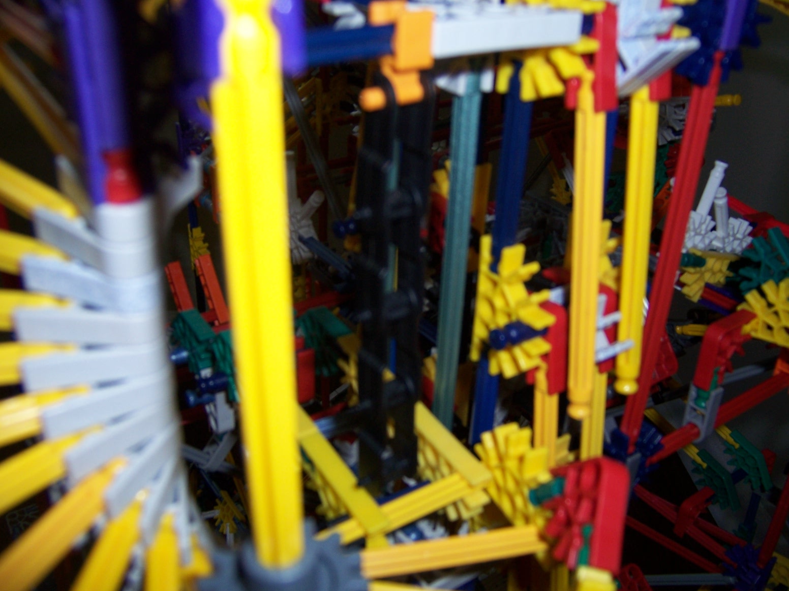 Knex Ball Machine Parallax 030.jpg