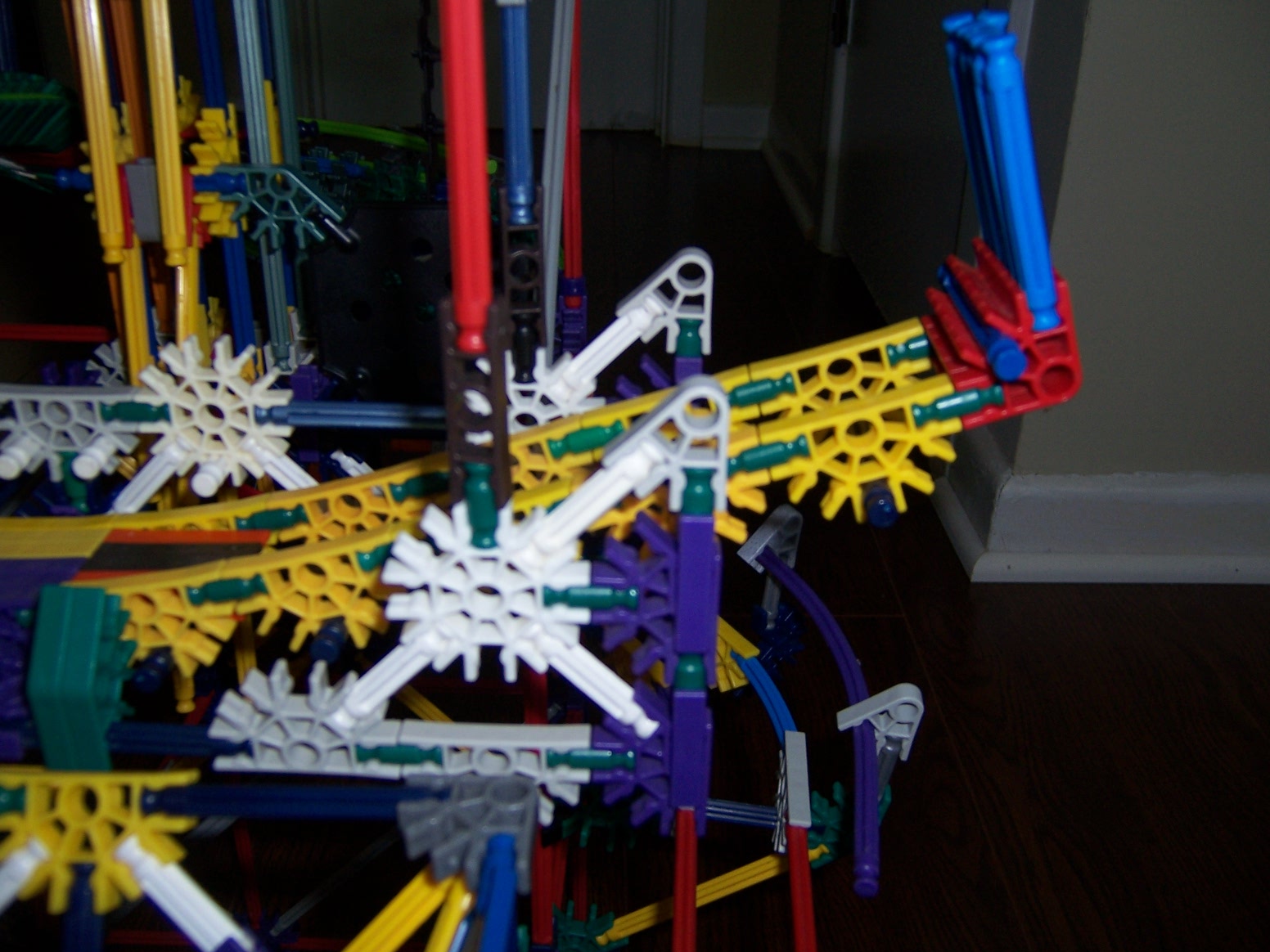 Knex Ball Machine Parallax 040.jpg