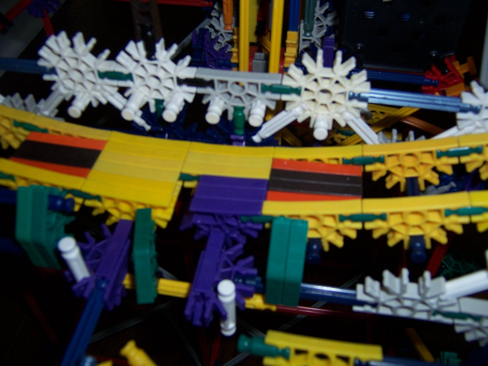 Knex Ball Machine Parallax 041.jpg