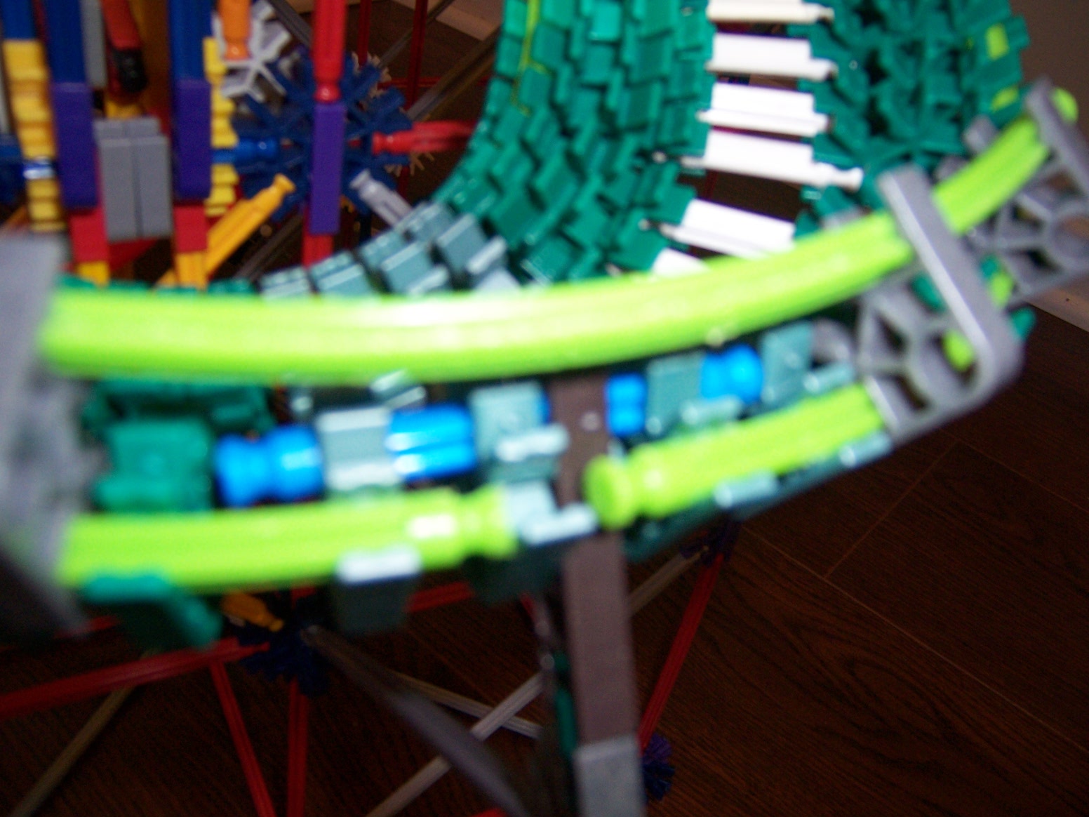 Knex Ball Machine Parallax 081.jpg