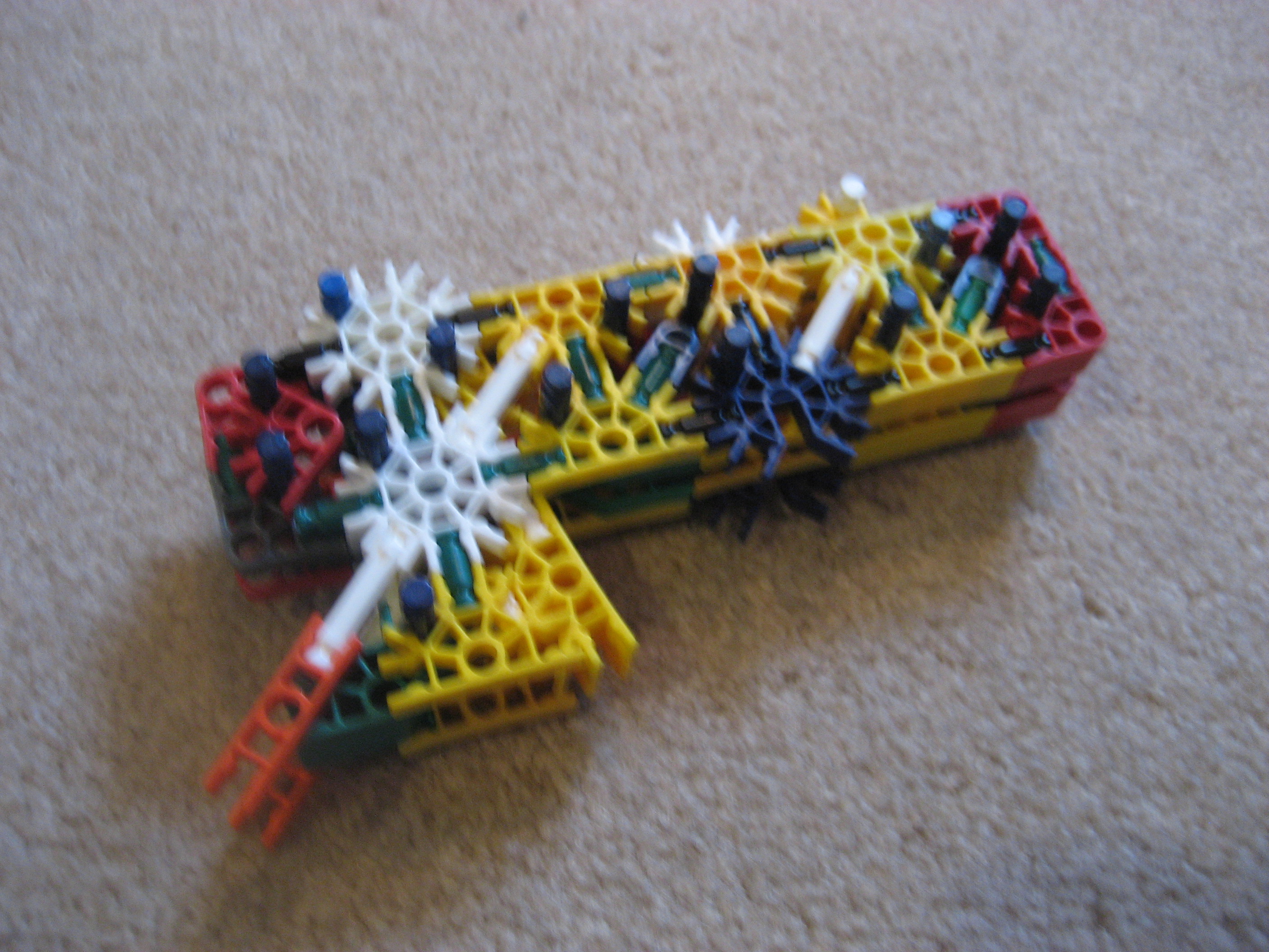 Knex P90-2 002.jpg