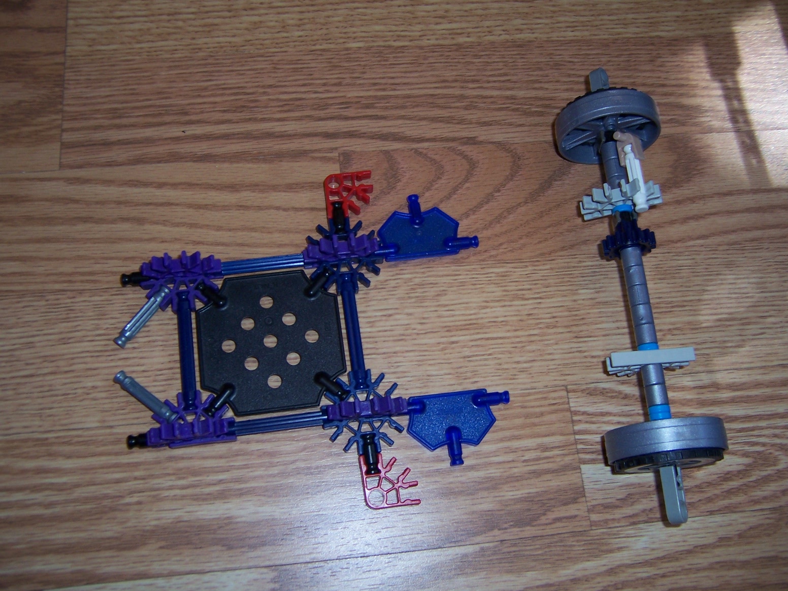 Knex RAIDER Instructions 21.JPG