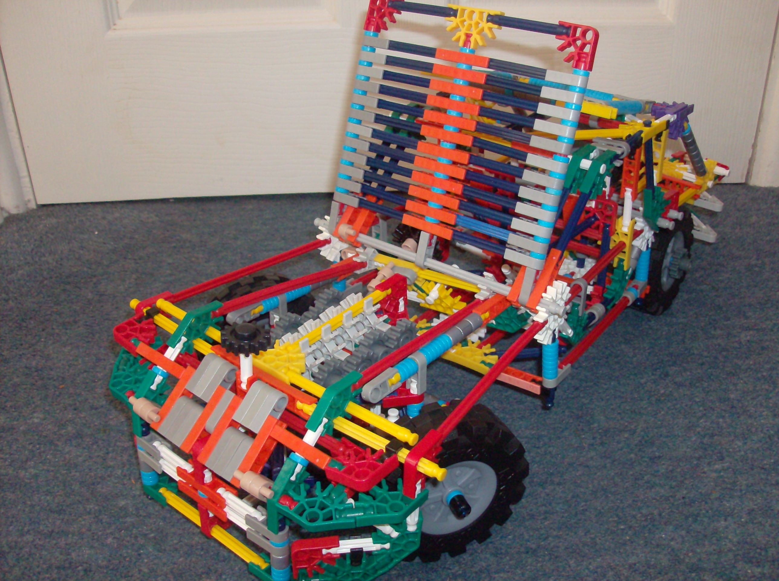 Knex car (14).JPG