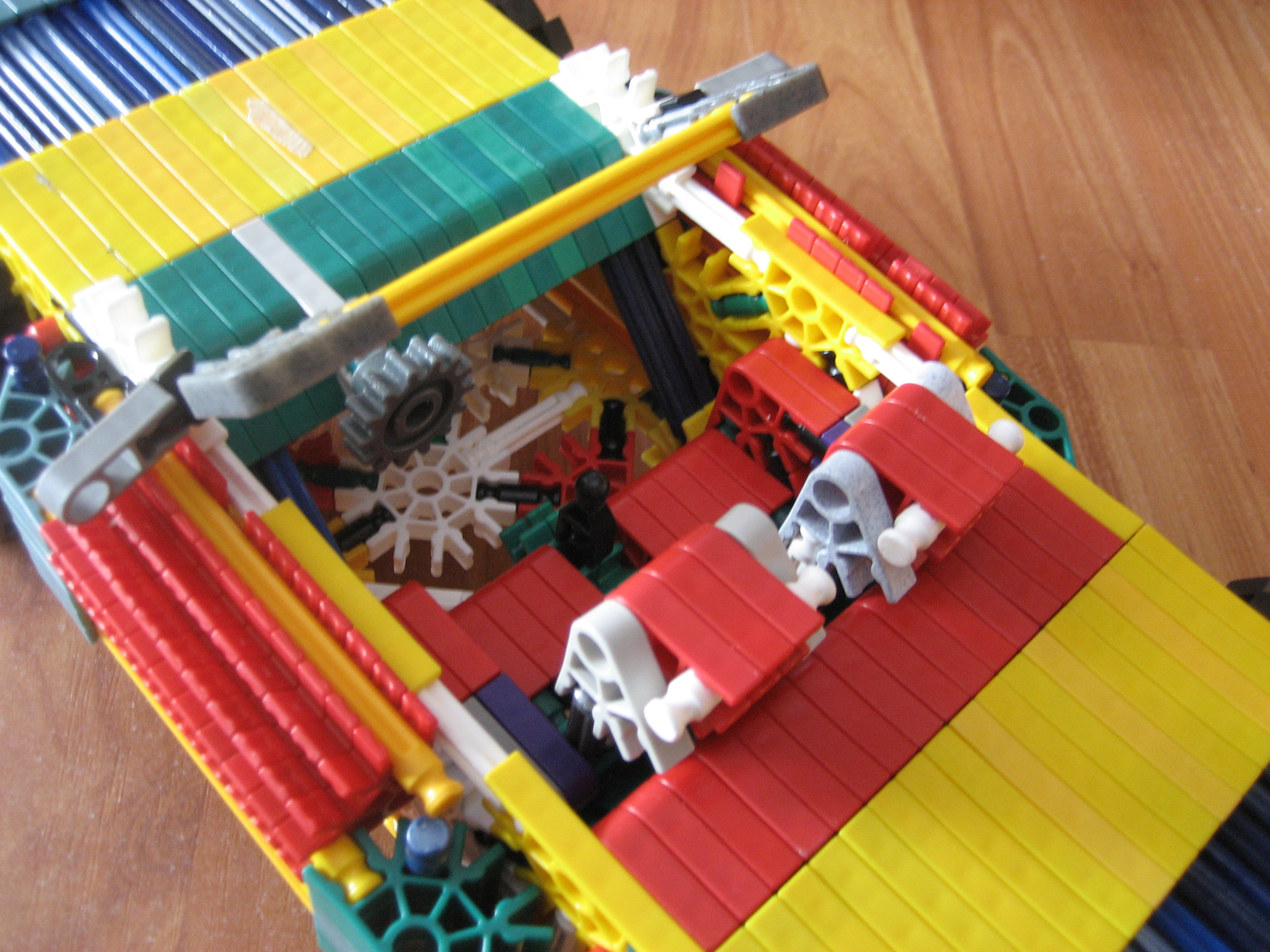 Knex car 002.jpg