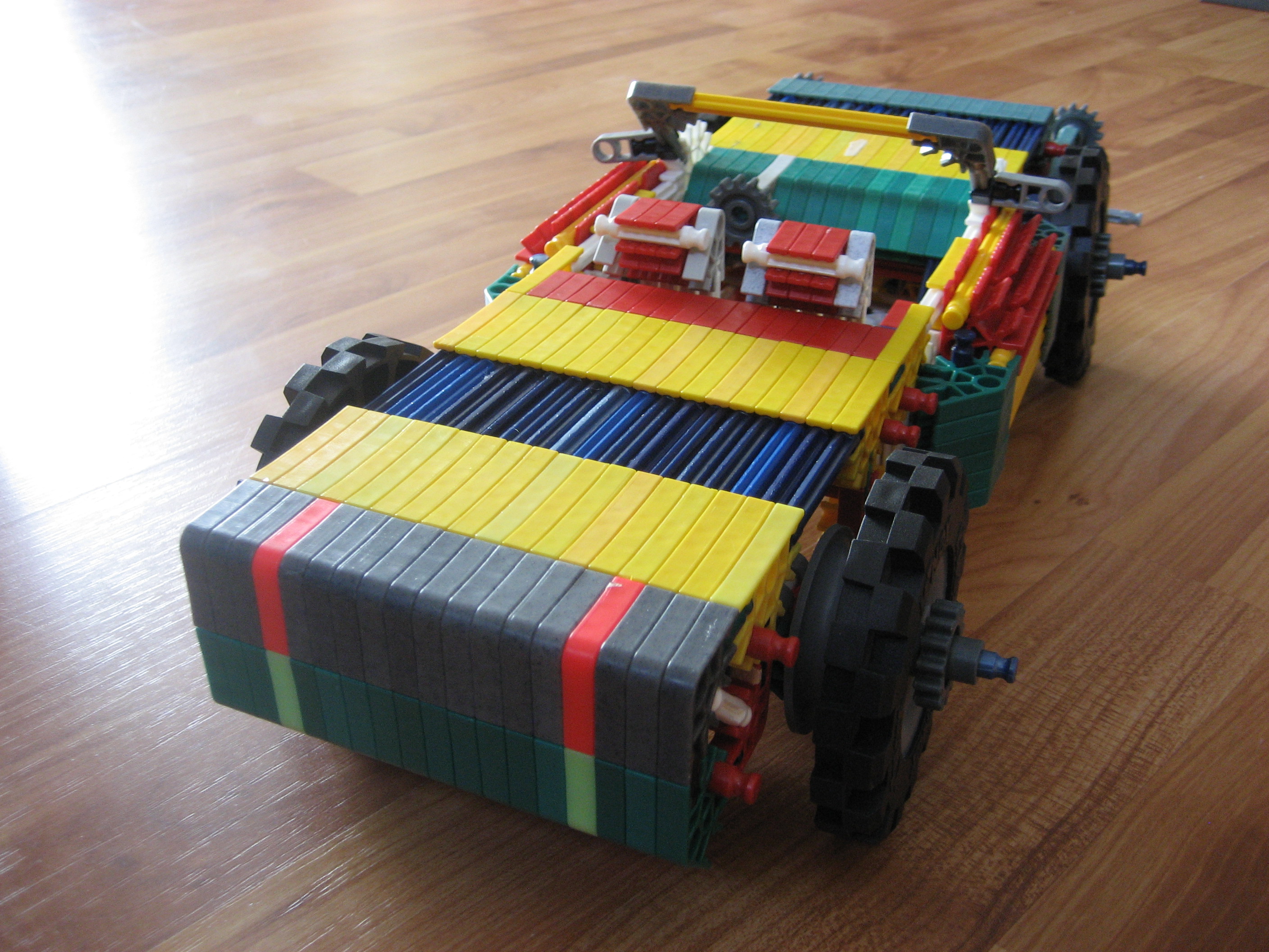 Knex car 004.jpg