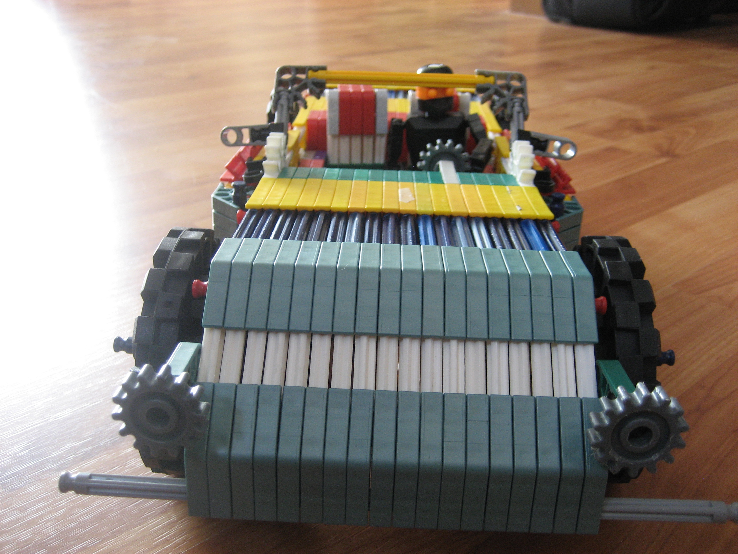 Knex car 007.jpg