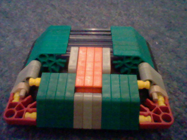 Knex car with large boot space (26).JPG