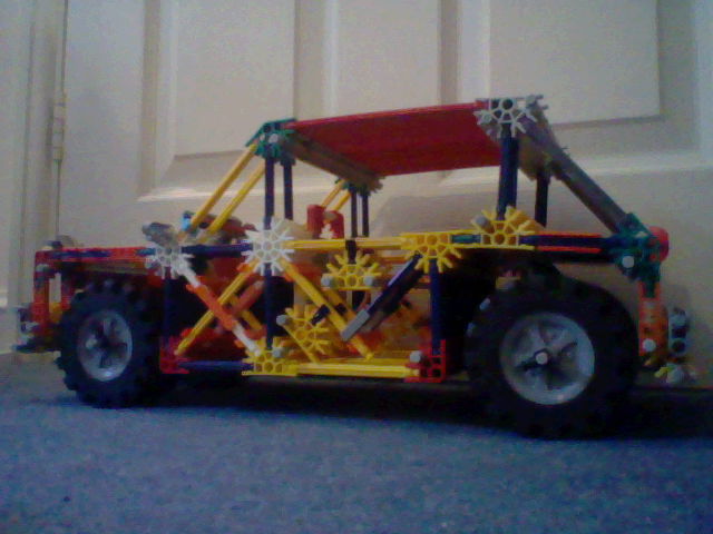 Knex car with large boot space updated (24).JPG