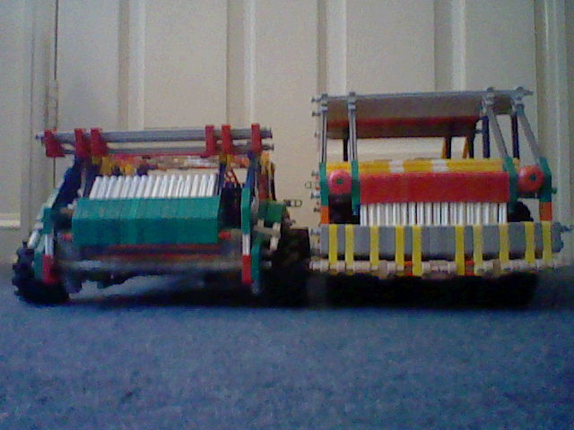 Knex car with large boot space updated (5).JPG