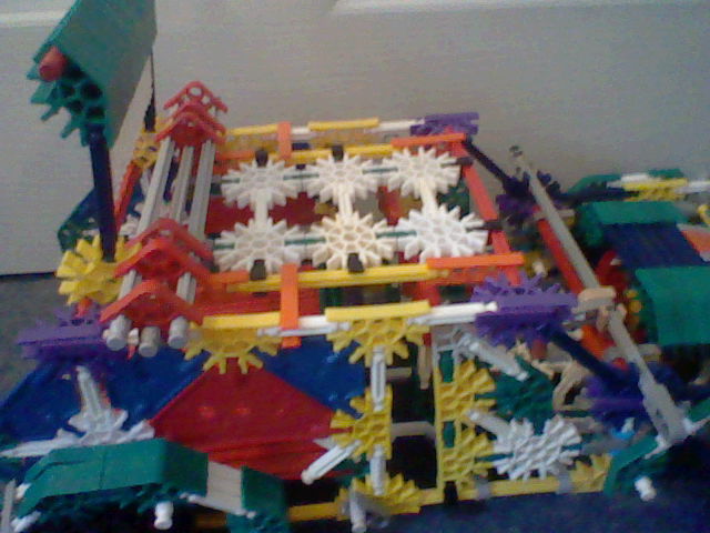 Knex car with large boot space updated (9).JPG