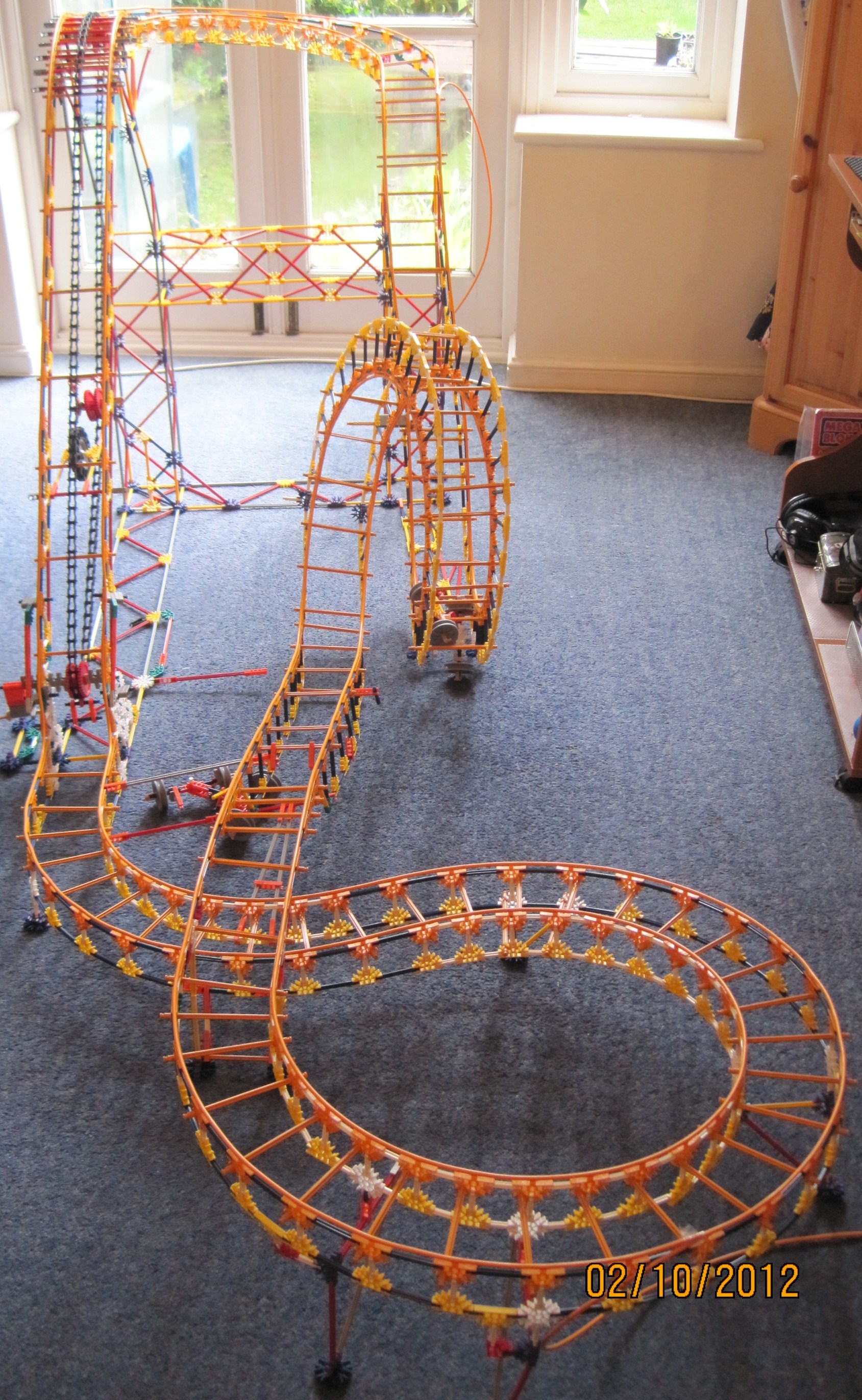 Knex roller coaster (5).jpg