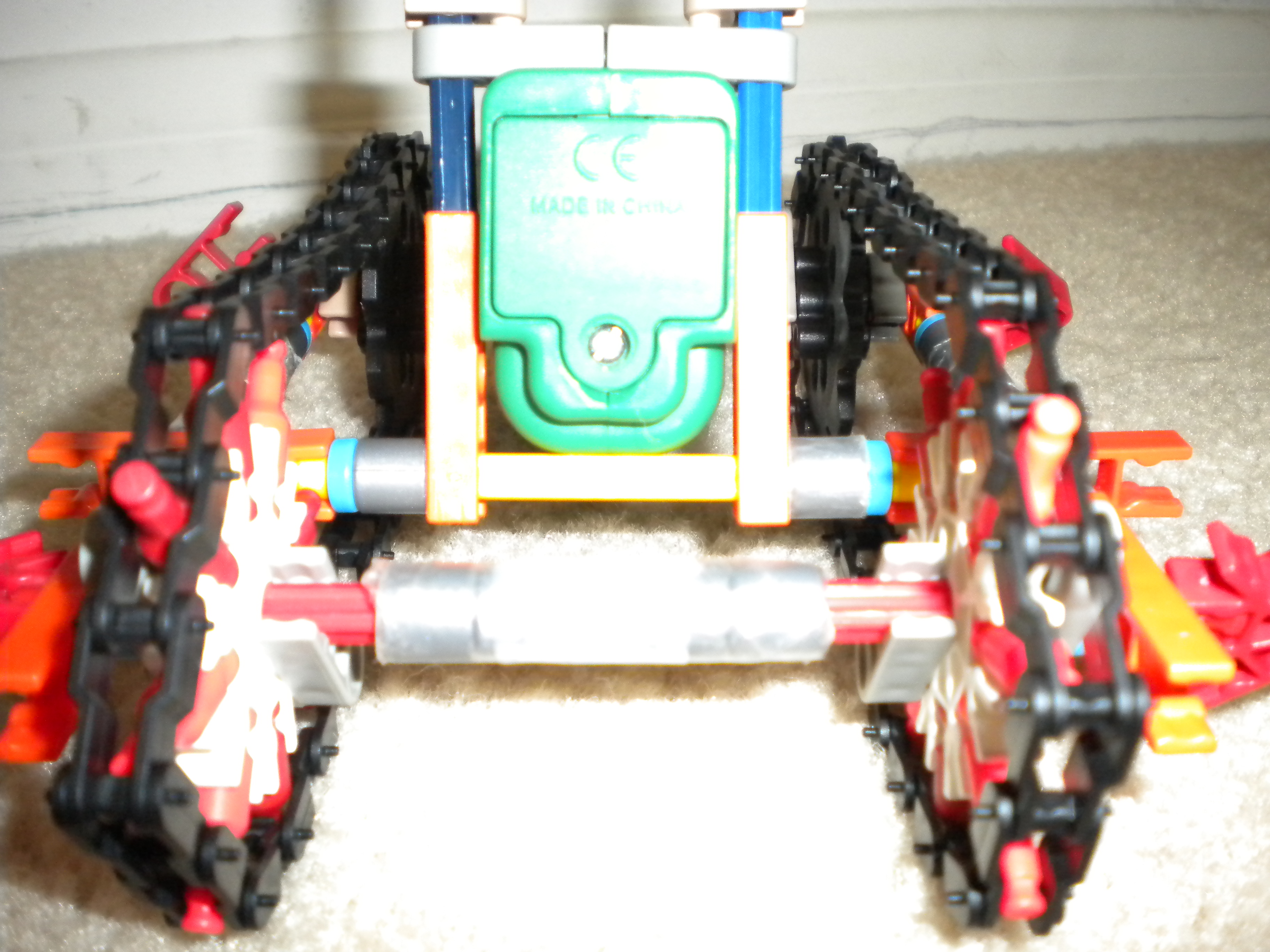 Knex tank 010.jpg