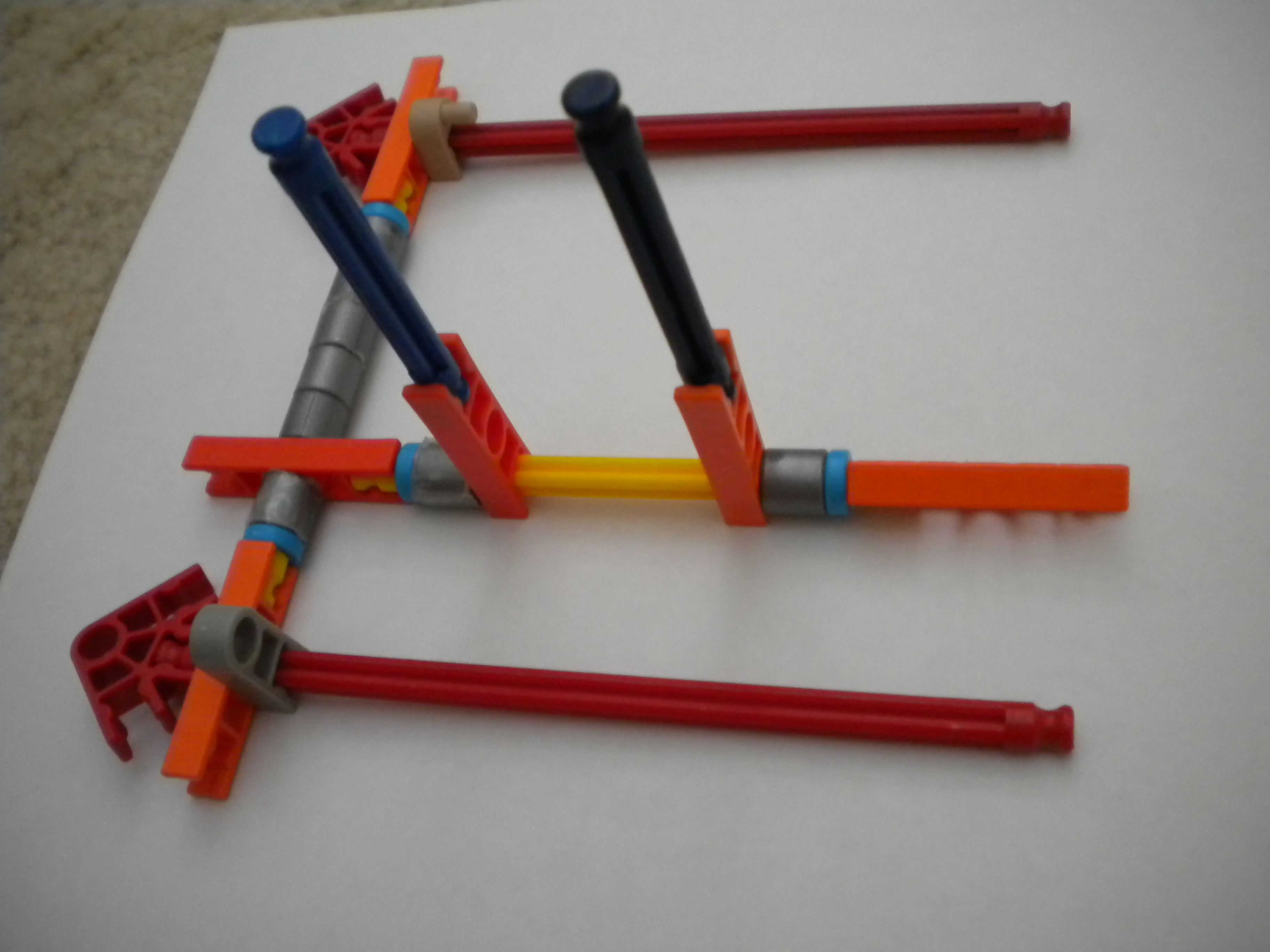 Knex tank 021.jpg