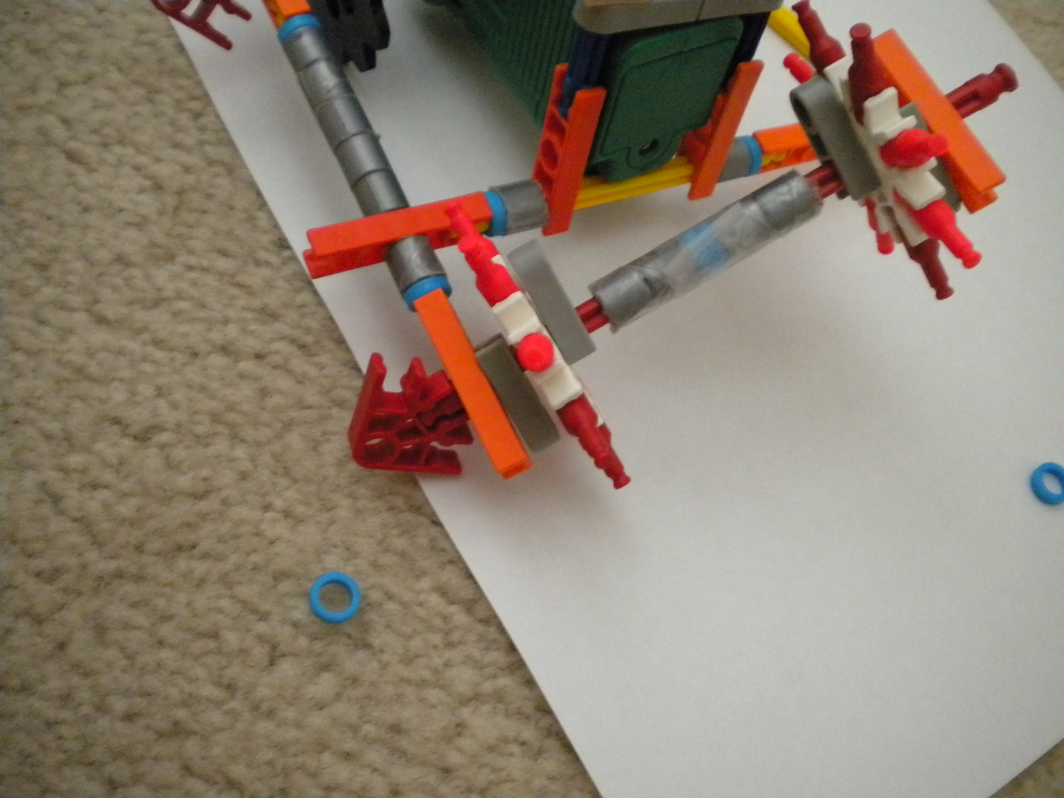 Knex tank 046.jpg