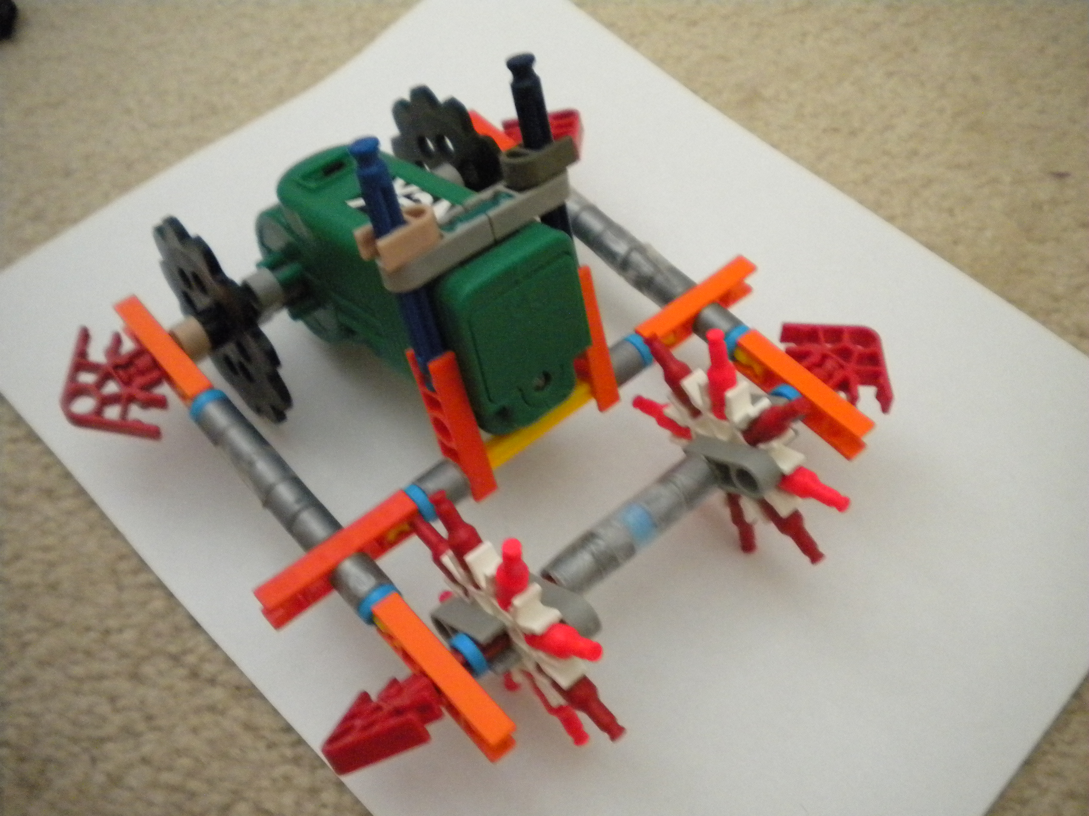 Knex tank 059.jpg