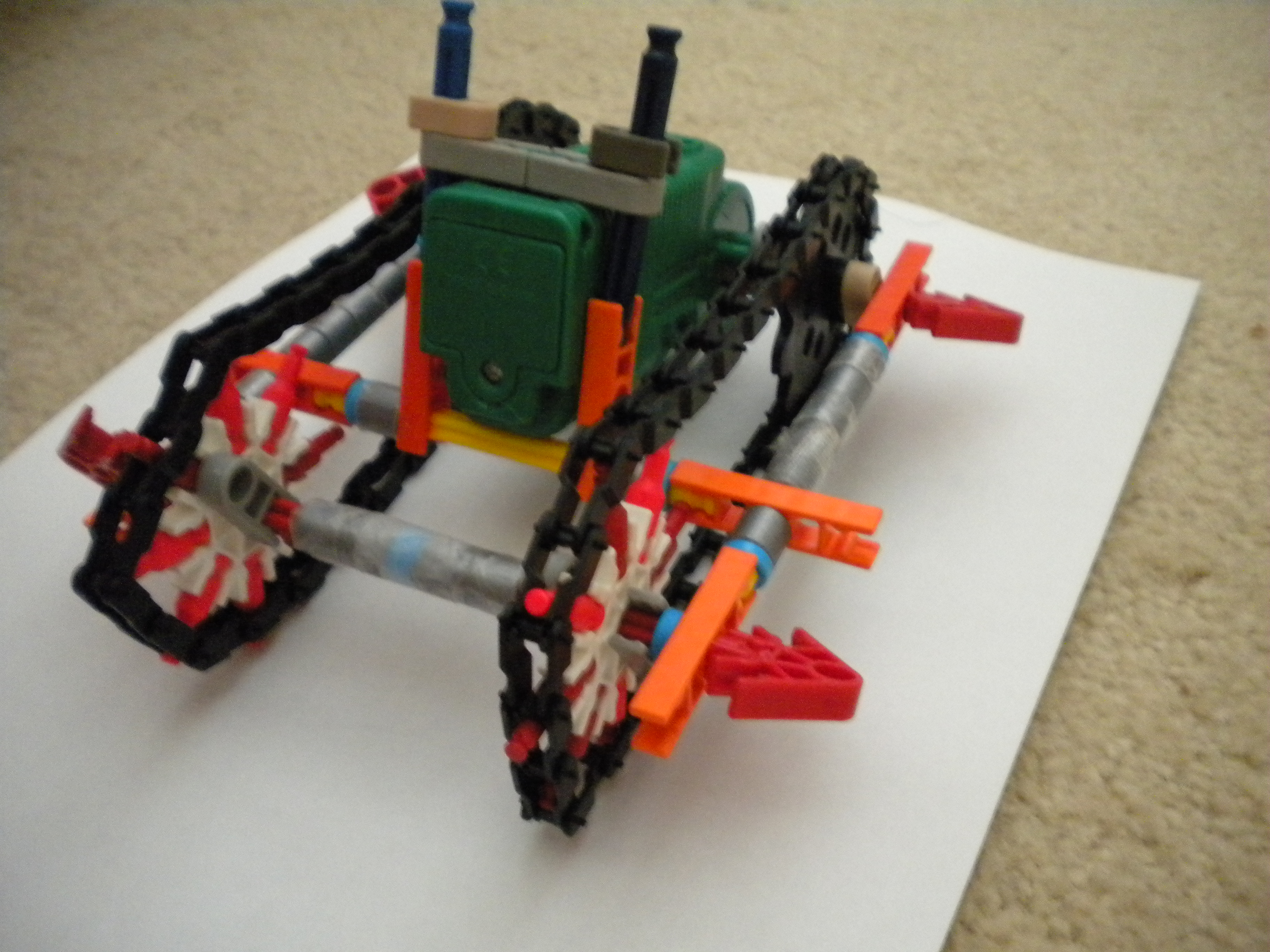 Knex tank 067.jpg