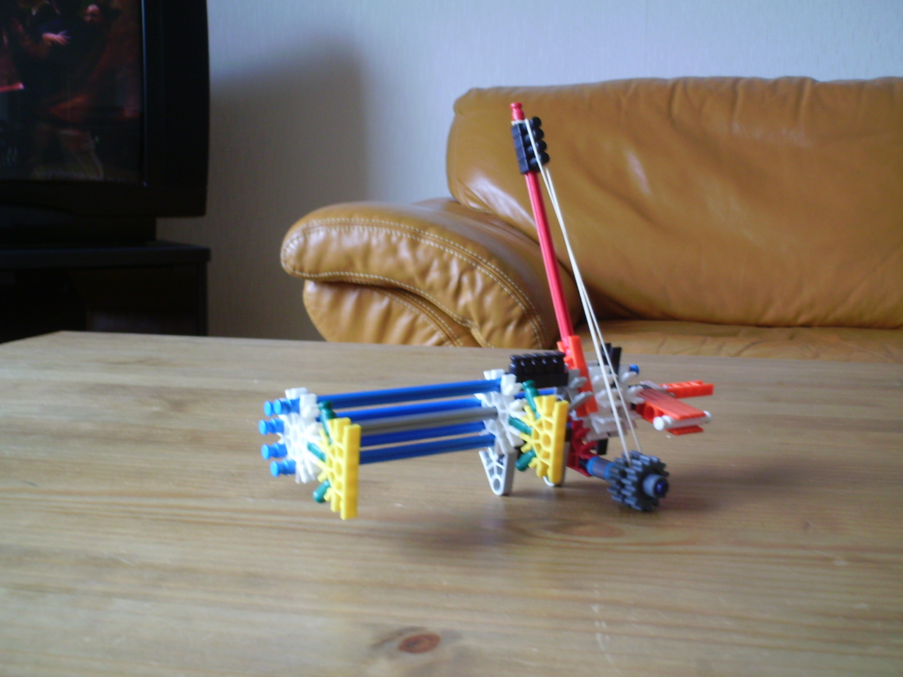 Knex time bomb 024.jpg