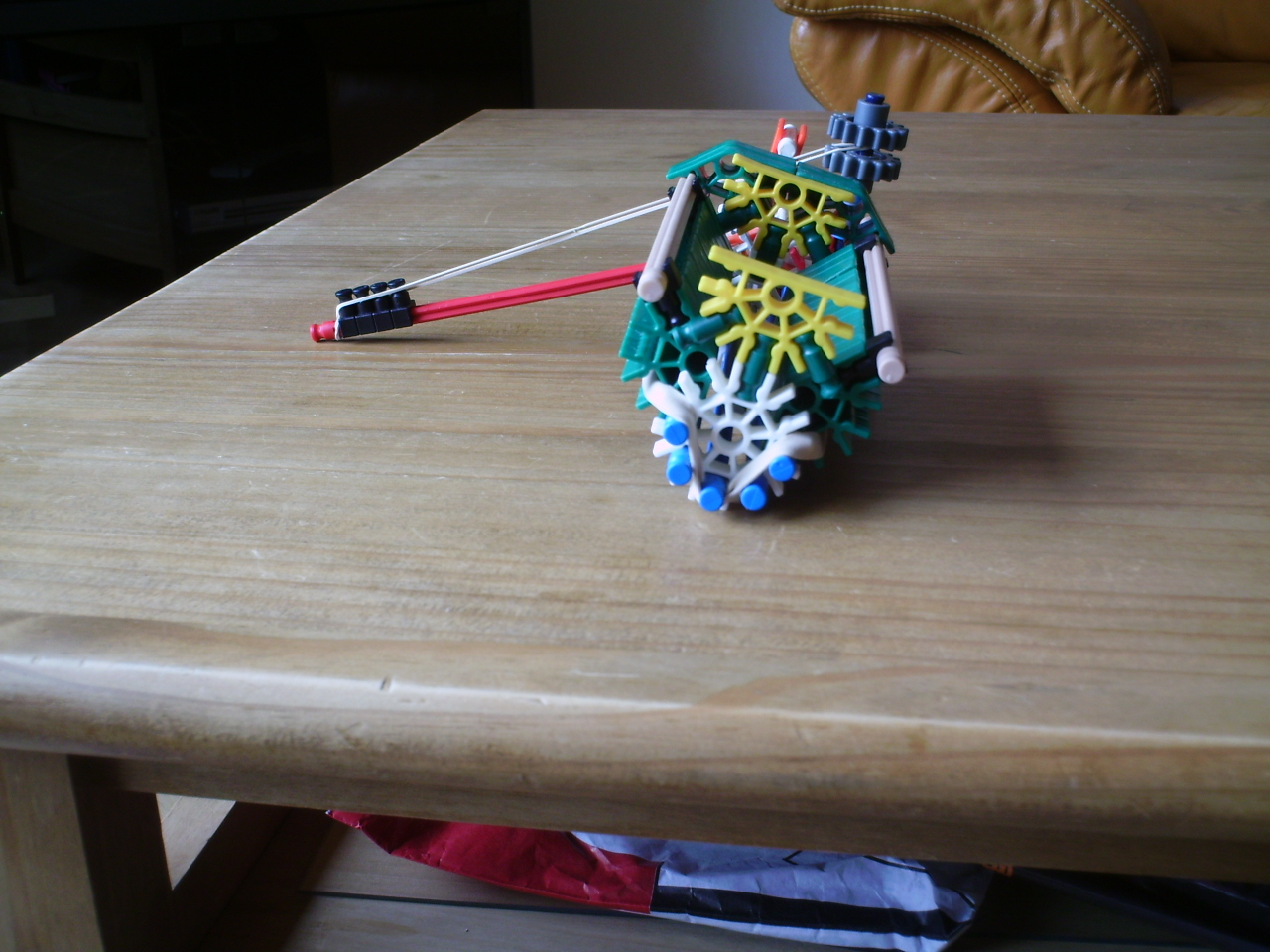 Knex time bomb 039.jpg